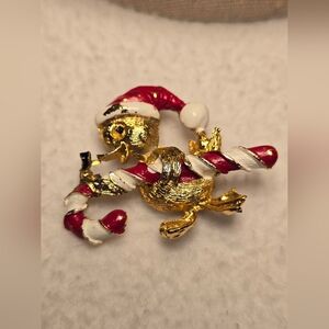 Vintage Christmas Brooch, Duck. Gold tone